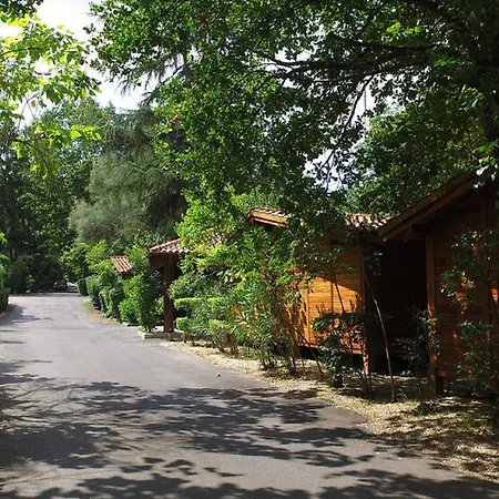 Seven Hills Village Отель