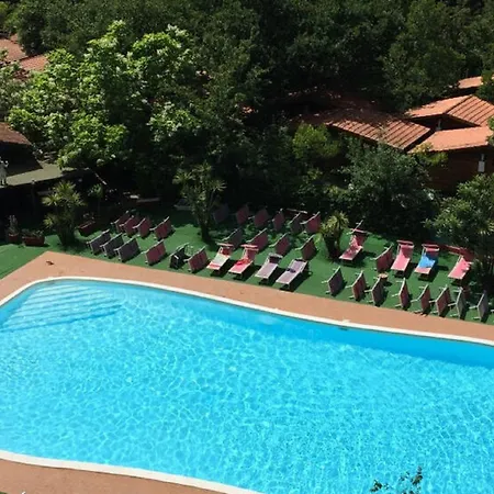 Seven Hills Village 2* Le Rughe